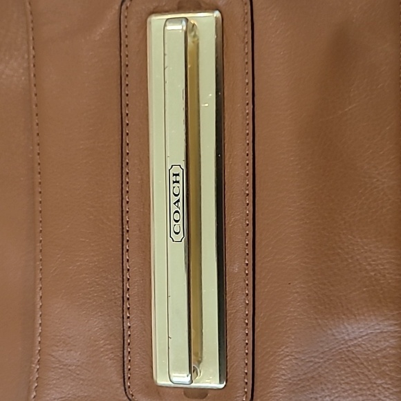 Vintage Coach 100% Leather Exceptional Condition Crossbody Handbag - Picture 3 of 12